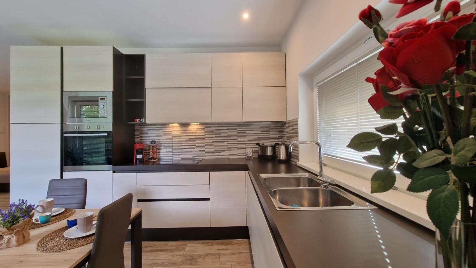 Casa Lina Tirano Apartment Exterior photo